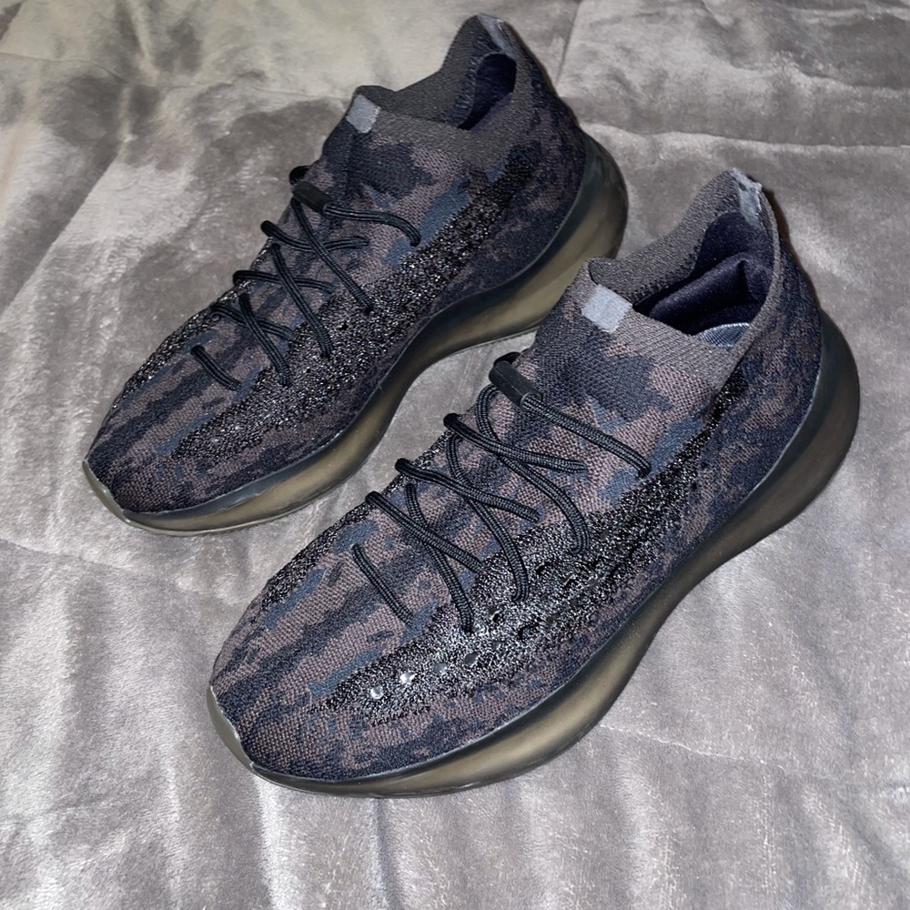 YEEZY BOOST 380 'ONYX NON-REFLECTIVE'